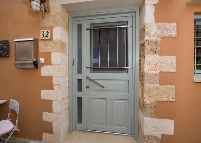 Boutique -splantzia-roof Garden * Chania (Crete)